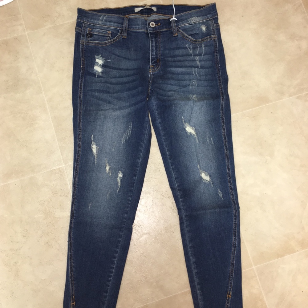 HP🎉KanCan Jeans Size 3 Distress split ankle - Picture 6 of 7